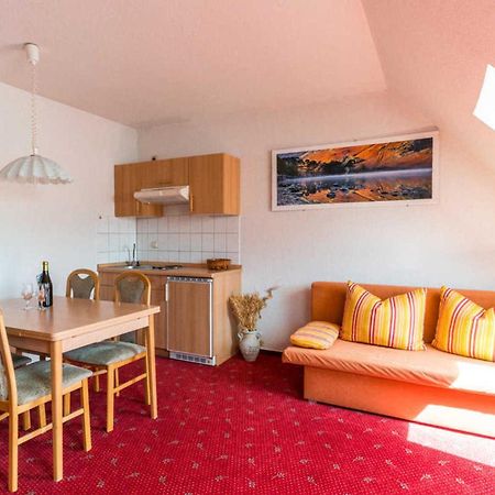 Hotel Am Brauhaus Варен Экстерьер фото